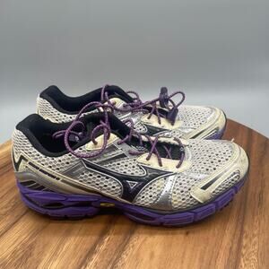 Mizuno Wave Inspire 8 Shoes Womens Size 8 White Running Comfort Walking Sneakers